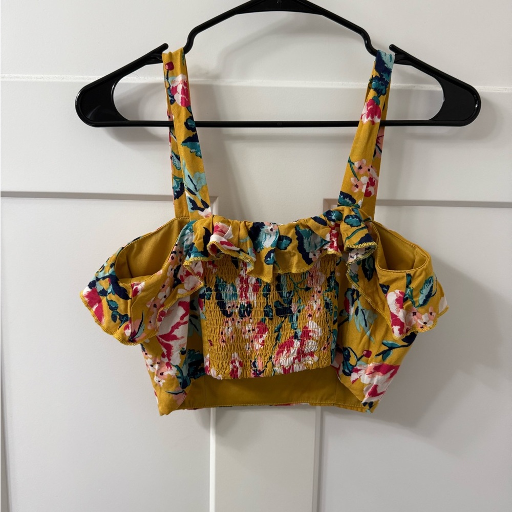 Floral Ruffle Yellow Crop Top - Picture 3 of 5